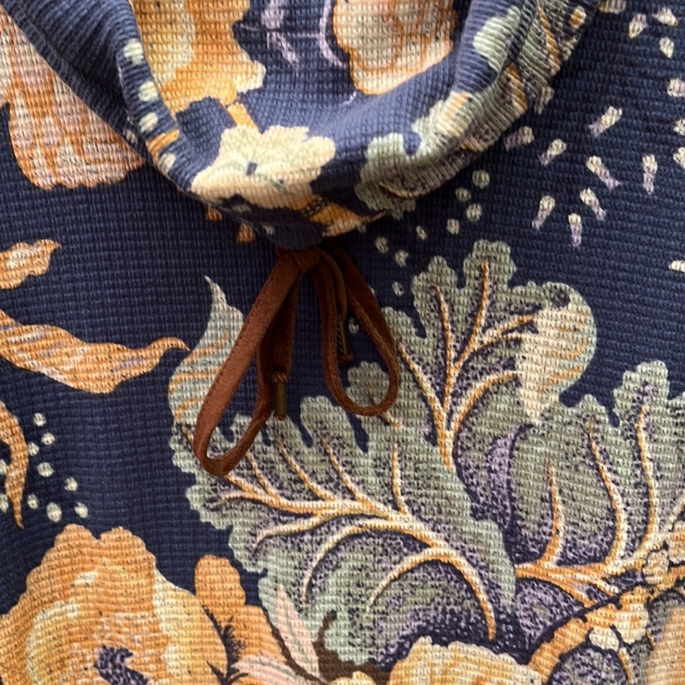 🐴CHAPS Cowl Neck Top *EUC* - Picture 4 of 5